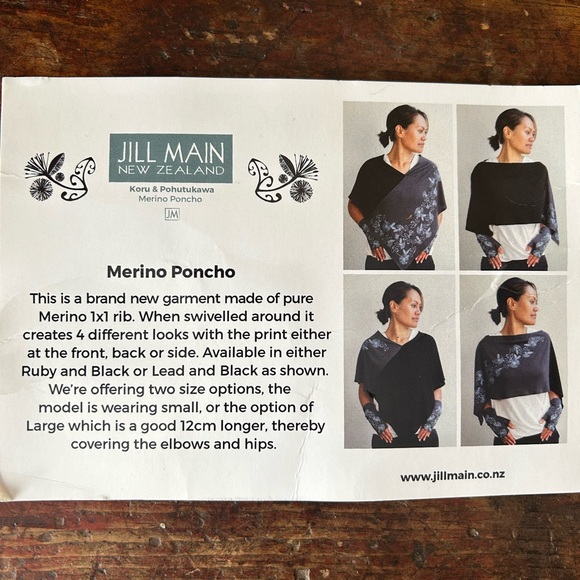Merino wool poncho by Jill Main - Picture 6 of 7